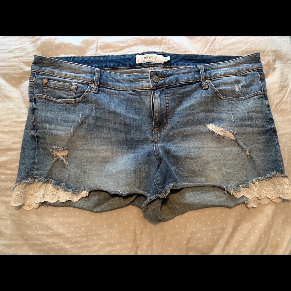Torrid beaded side shorts